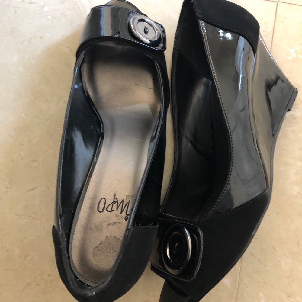 Women Shoes Size 10 US.